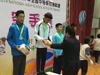 020
107年全國中學運動會第三天本會主任委員宋一信善盡地主之誼接待全國各縣市主任委員;裁判女士先生;改選後空手道協會理監事均蒞會關心打氣;除還邀約協
會副會長等到場人士共同頒獎為選手加油並合影留念。